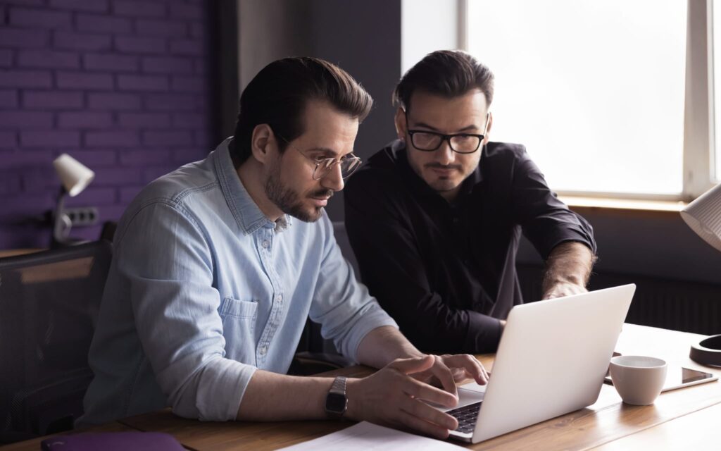 6 recursos essenciais de uma plataforma e-learning para empresas